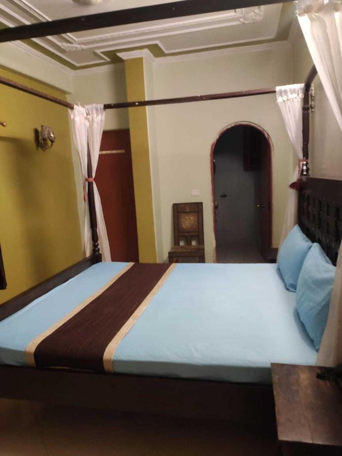 Oyo Hotel Sunshine Palace Τζαϊπούρ Εξωτερικό φωτογραφία